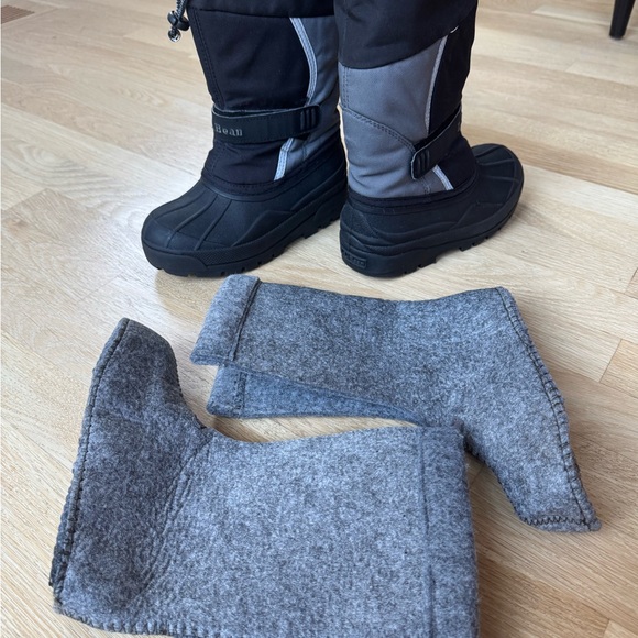 Kids Black/Gray, size 13, LL Bean Northwoods Snow Boots with Removable Liners - Picture 6 of 9